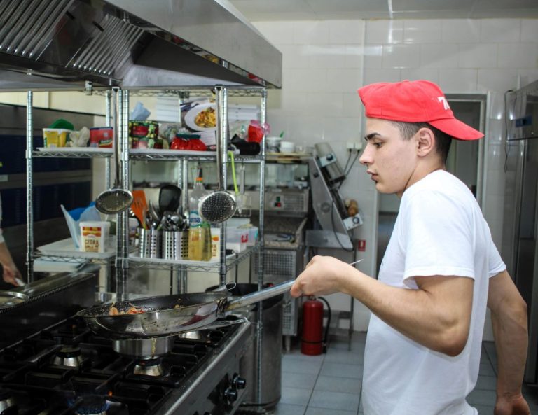 Formation à l'hygiène en restauration commerciale